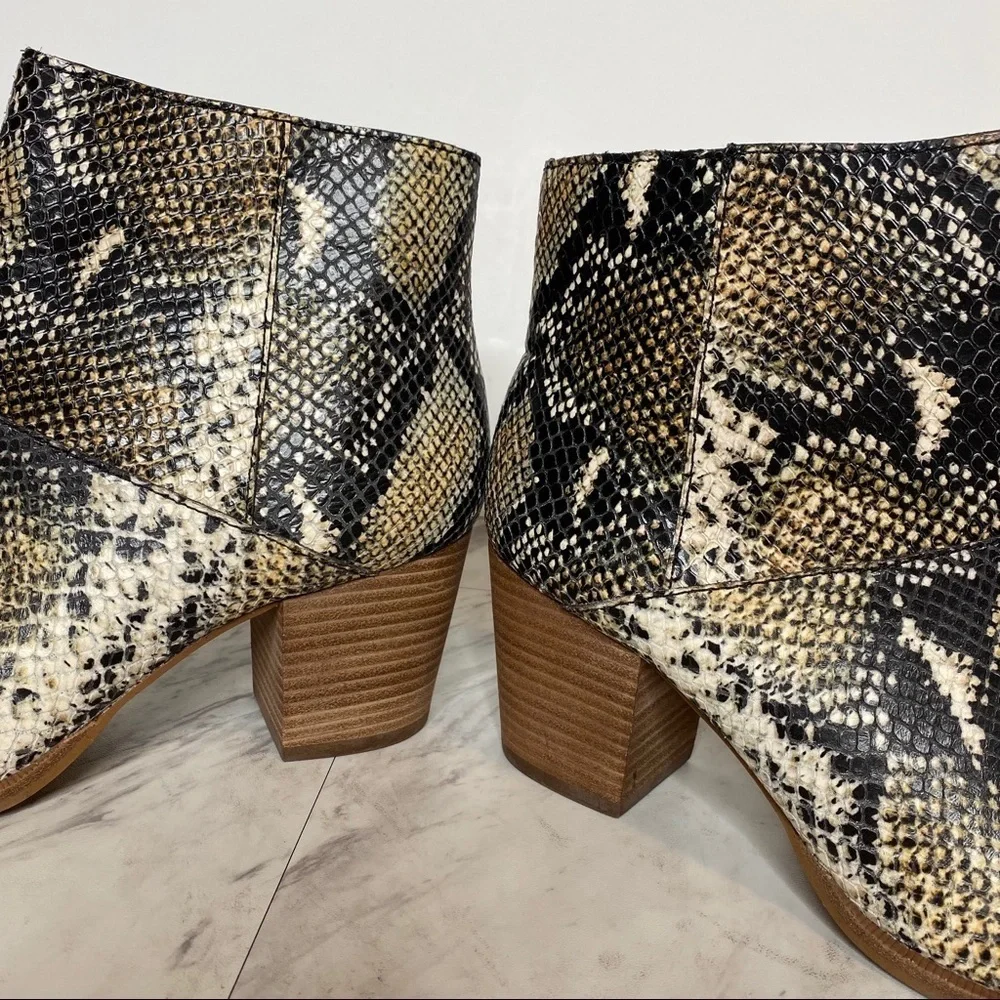 Madewell Rosie Snakeskin Print Heeled Booties 9